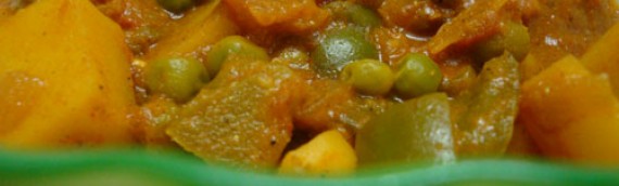 Aloo Matar Capsicum/ Potato, Peas and Capsicum Curry