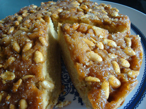 peanut-butterscotch-cake