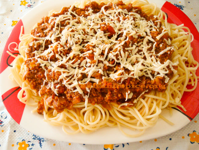 spaghetti-bolognese-(4)